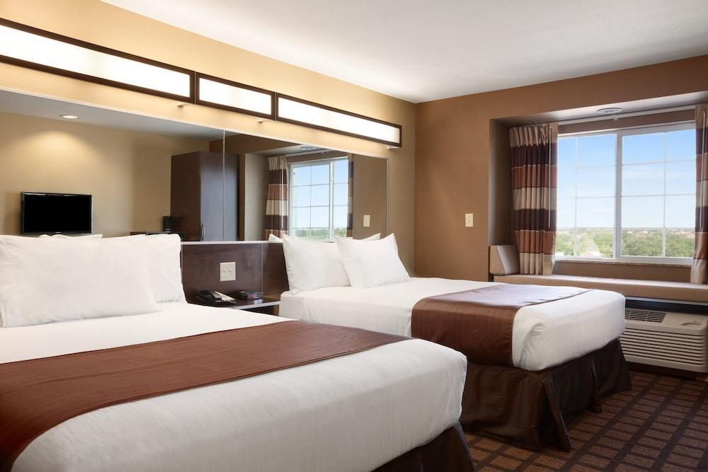 Quality Inn & Suites Kenedy - Karnes City Kültér fotó