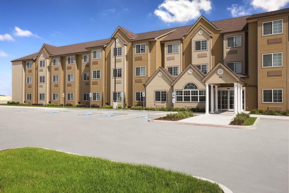 Quality Inn & Suites Kenedy - Karnes City Kültér fotó