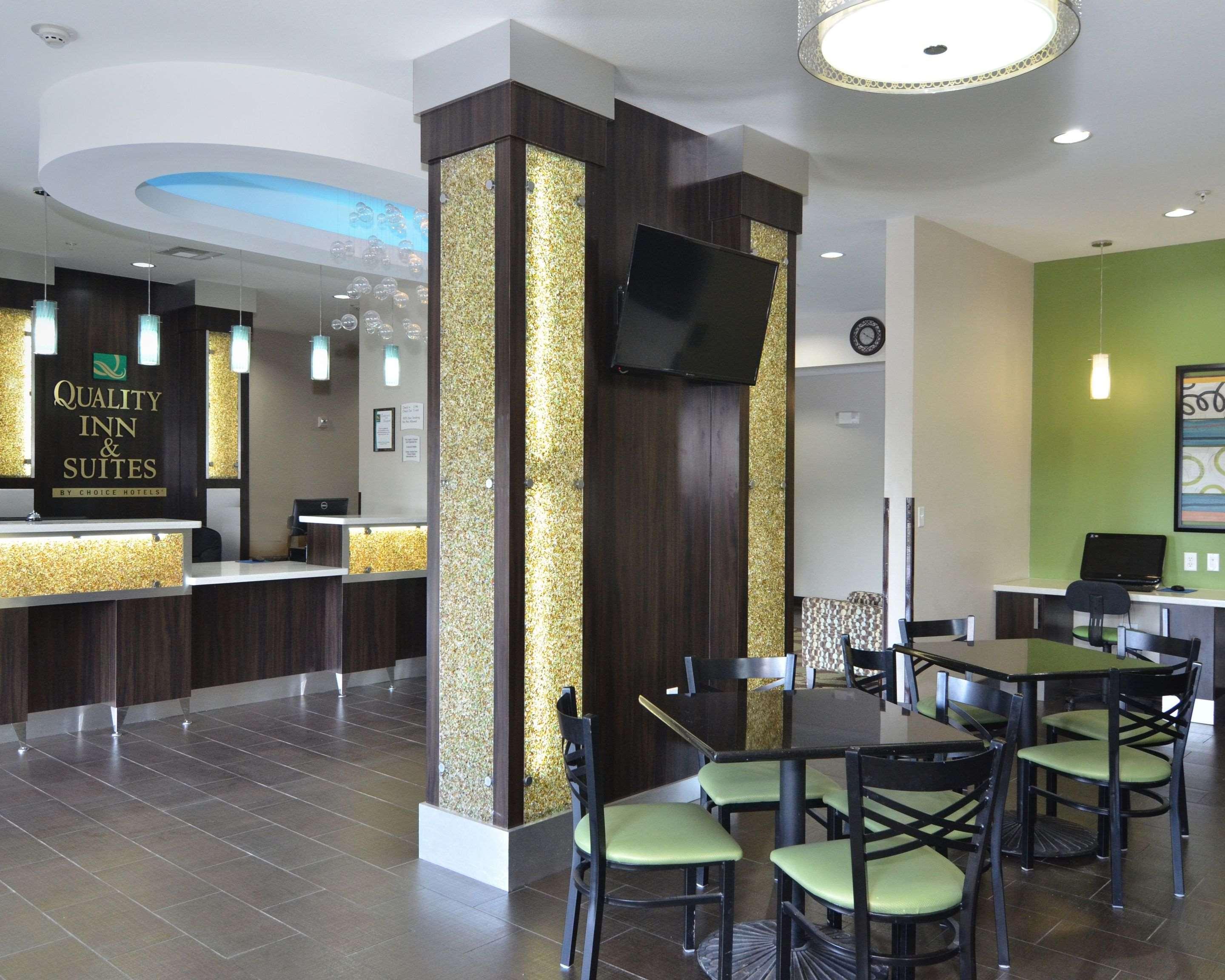 Quality Inn & Suites Kenedy - Karnes City Kültér fotó